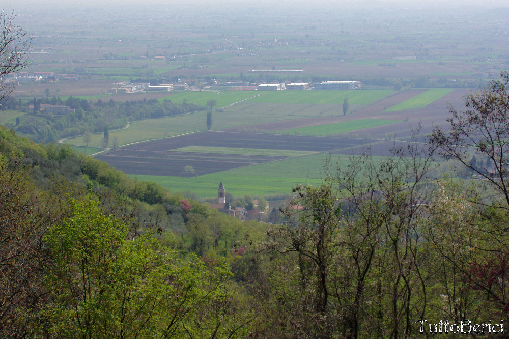 Mossano, Valle dei Mulini, Grotta di San Bernardino