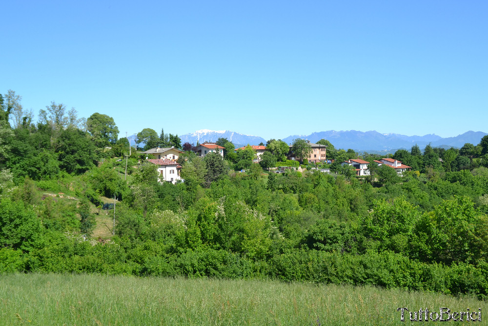 Sant'Agostino, Contrada Zanchi, Perarolo di Arcugnano, Oratorio Salve Regina, Valmarana